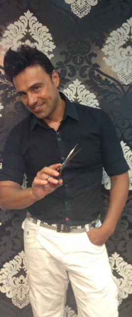 INFORMACIÓN PROFESIONAL By Miguel Cobos