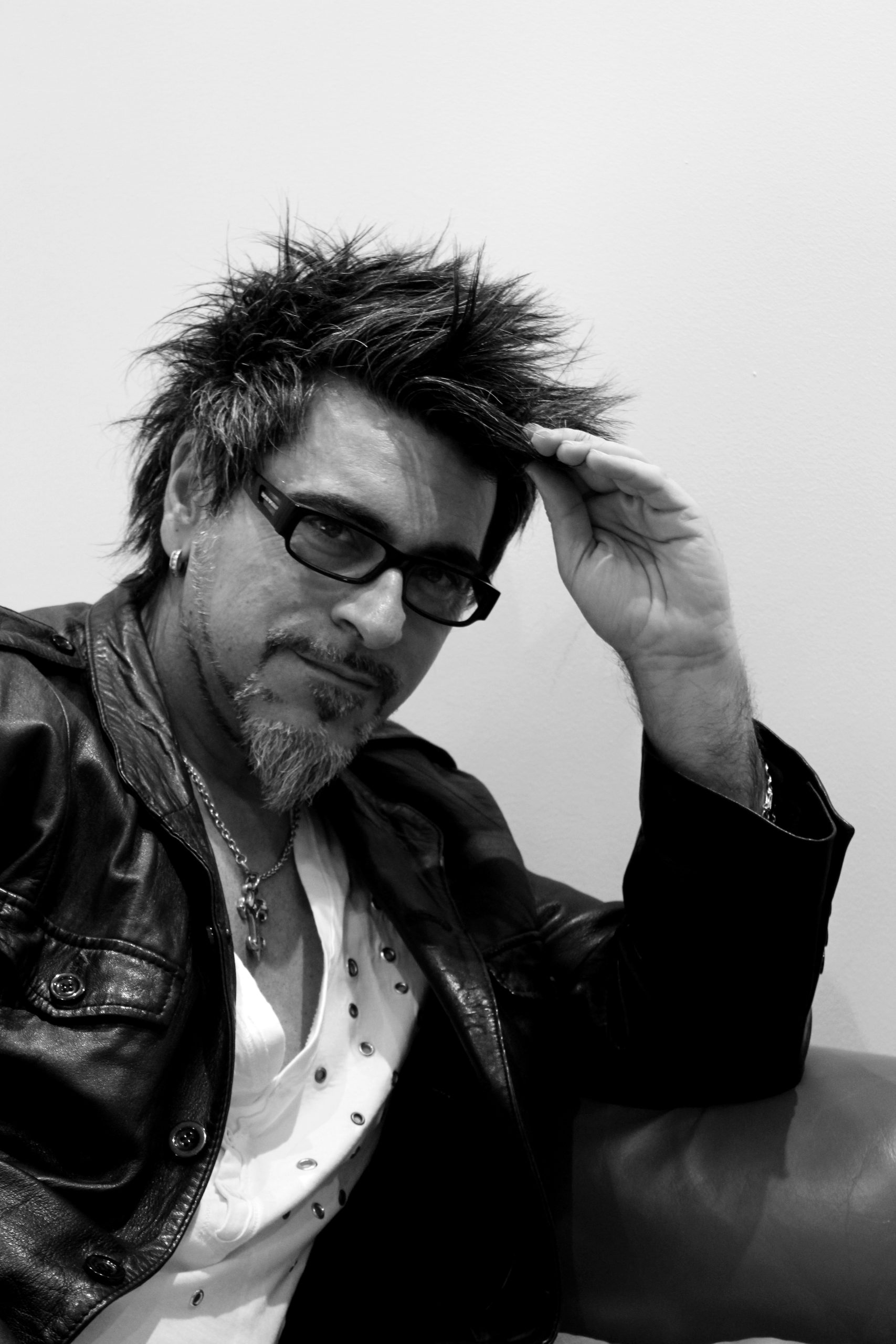 La busqueda de la Tendencia by Tony