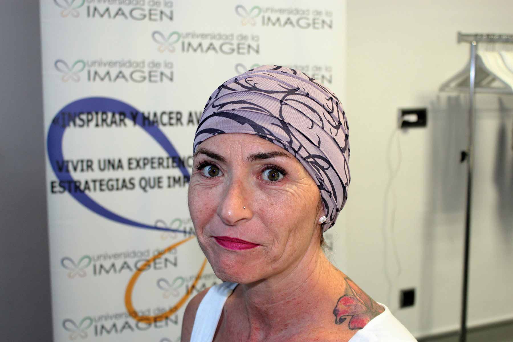 ¿CONOCES EL CURSO DE TRICOLOGÍA Y CUIDADOS ONCOLÓGICOS?