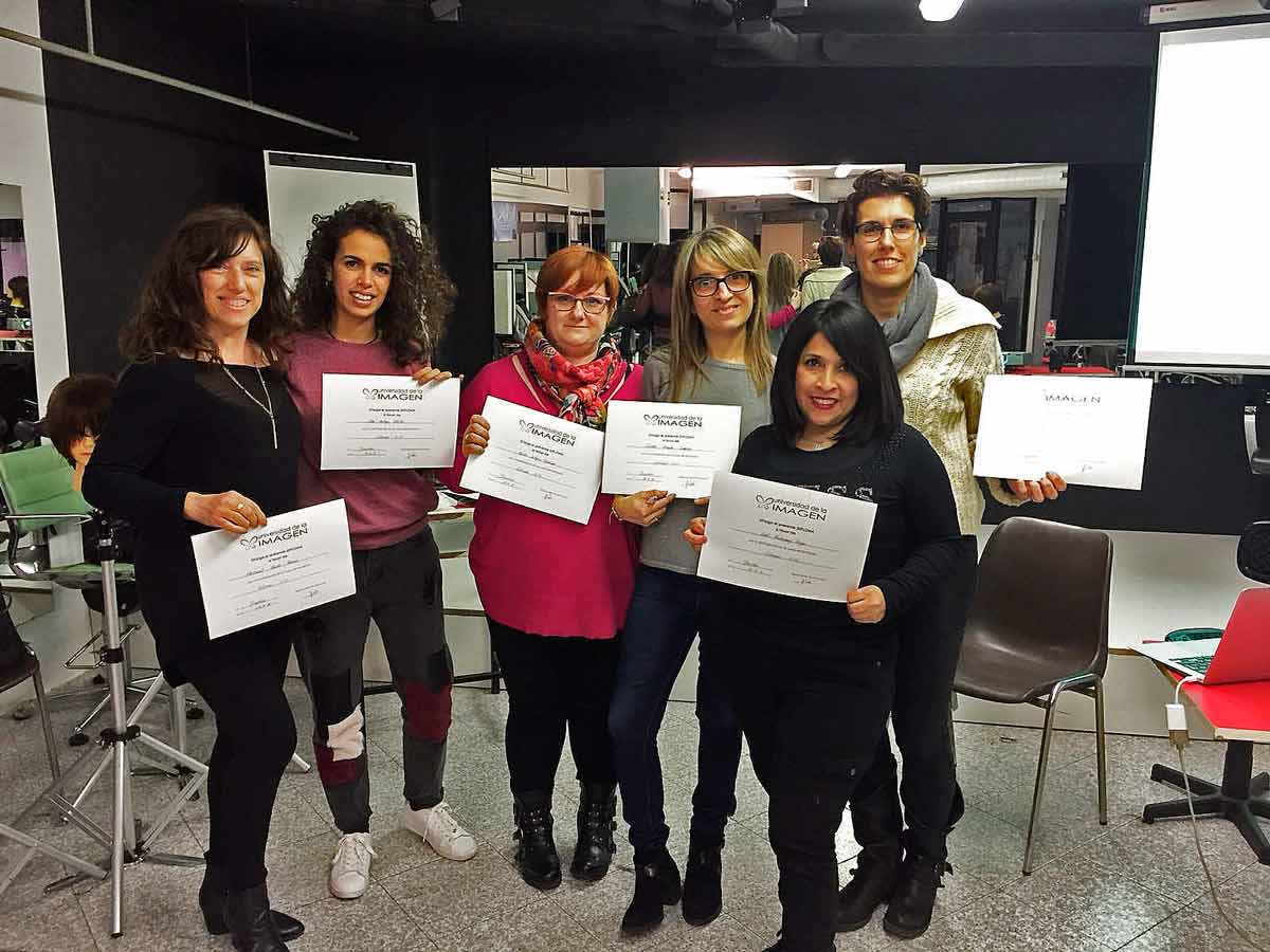 ASÍ LO PASAMOS EN NUESTROS CURSOS Y FORMACIONES