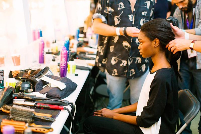 ¿CÓMO AUMENTAR LA VENTA DE PRODUCTOS EN EL SALÓN?