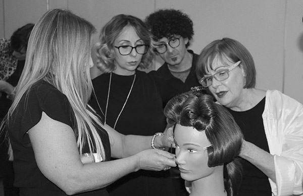 ¿CÓMO SE VIVE LA EXPERIENCIA DE ASISTIR A UNA FORMACIÓN DE PELUQUERÍA DE UN ARTISTA INTERNACIONAL?